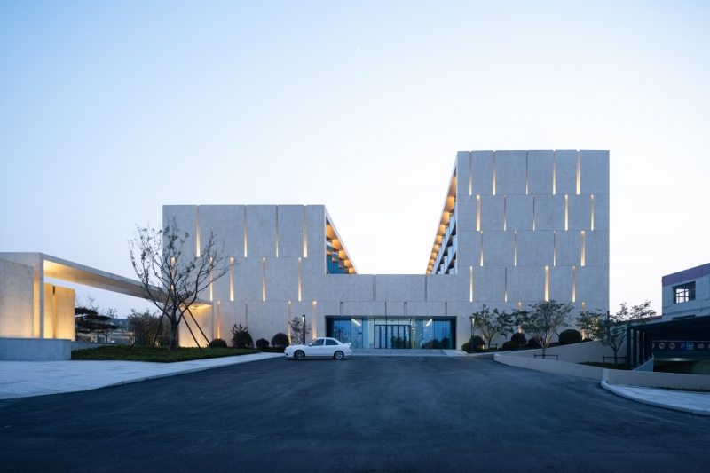 烟台城市党建学院<br>YanTai Municipal Party Building Academy